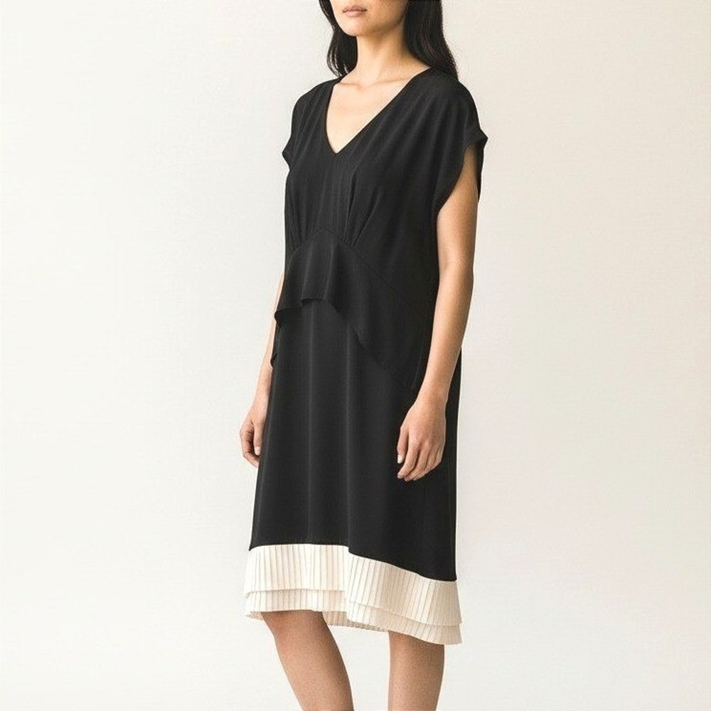 Y2K BCBGMAXAZRIA 100% Silk Black Dress V-Neck Pleated Hem Minimalist Slip Size S